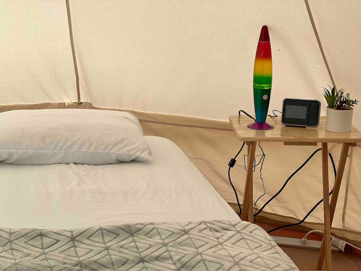 Glamping Tent On The River Klamath Buitenkant foto