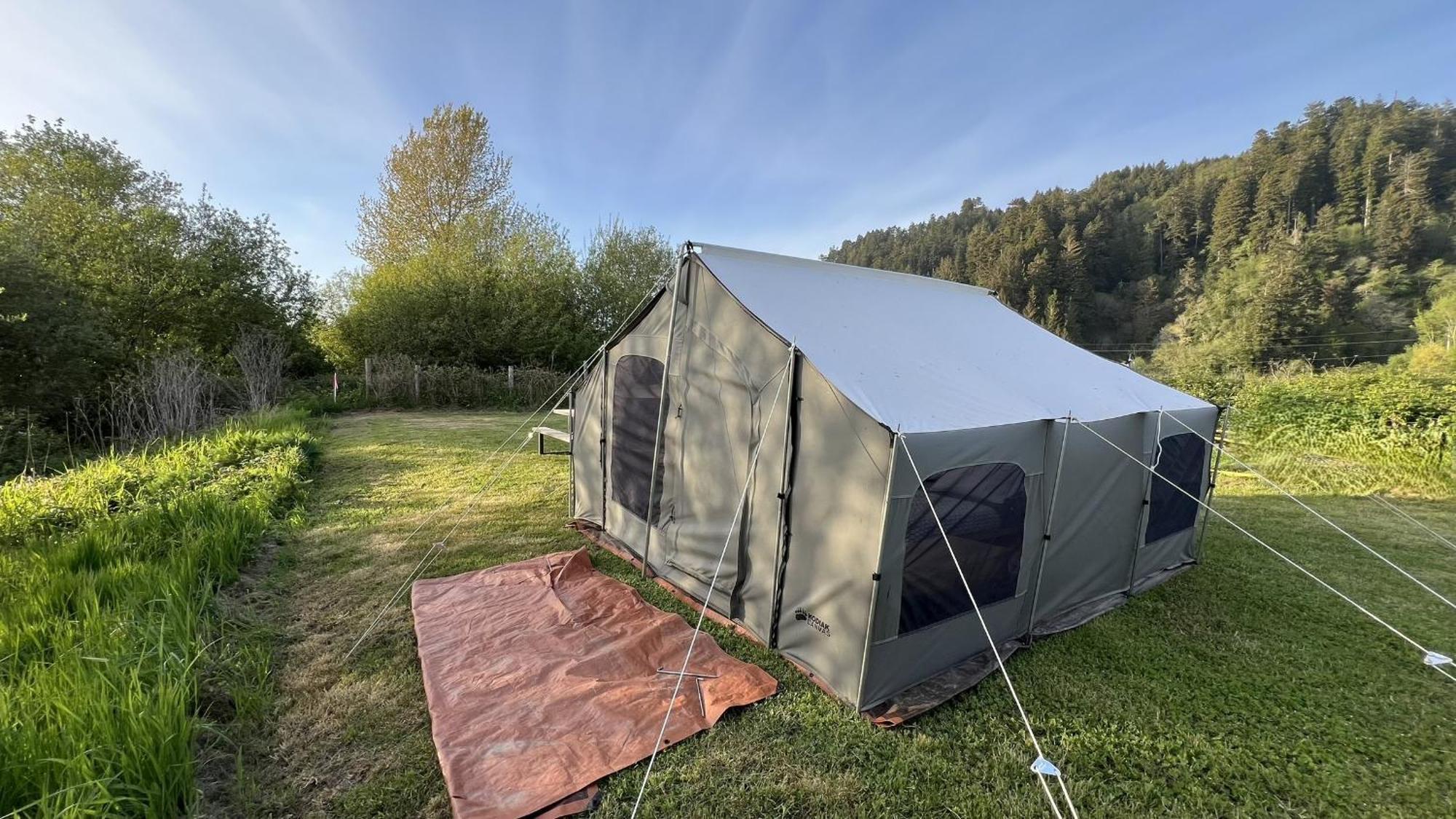 Glamping Tent On The River Klamath Buitenkant foto